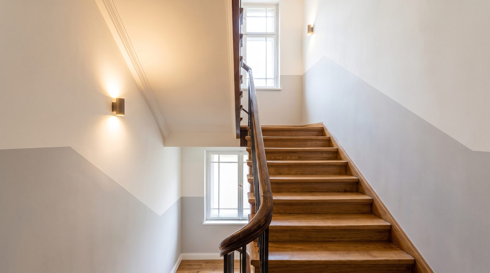 Treppenhaus nach der Renovierung
